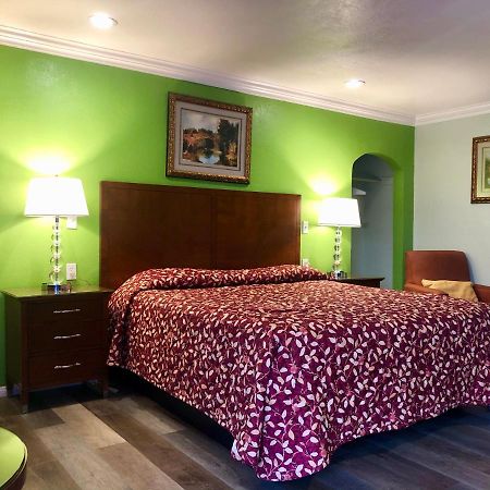 La Petite Rouge Motel San Diego Ngoại thất bức ảnh