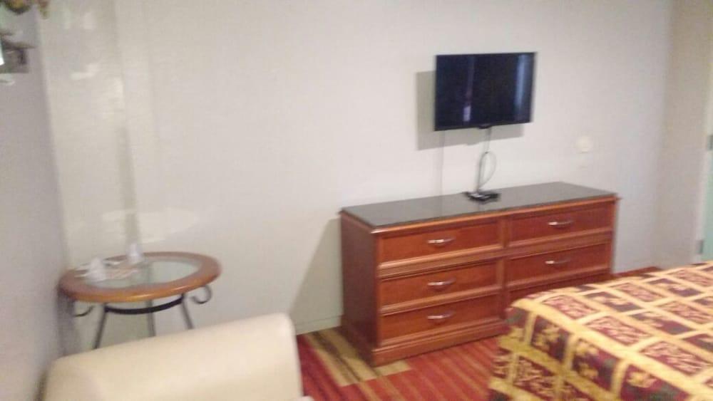 La Petite Rouge Motel San Diego Ngoại thất bức ảnh
