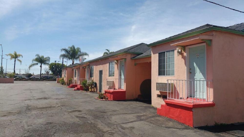 La Petite Rouge Motel San Diego Ngoại thất bức ảnh