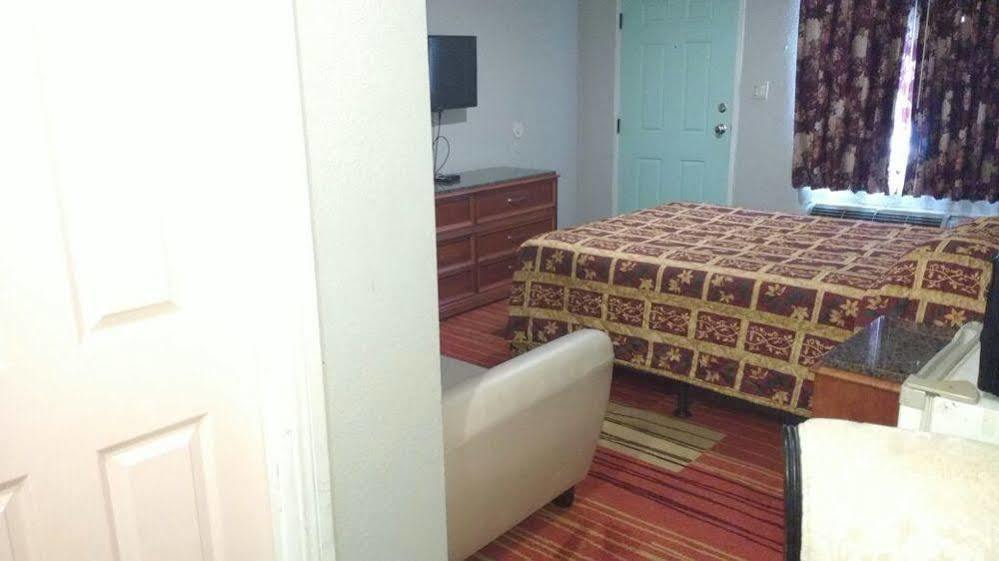 La Petite Rouge Motel San Diego Ngoại thất bức ảnh